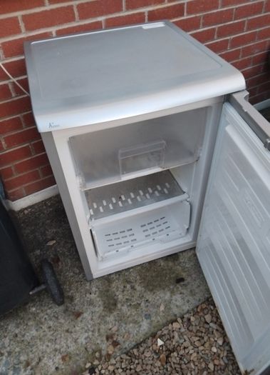 beko freezer