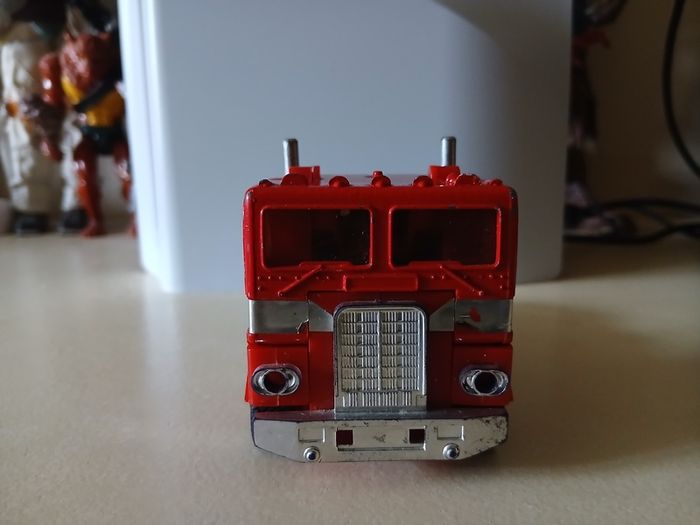 1984 Vintage Optimus Prime