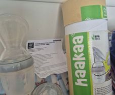 Hakaa Bottle Breast Pump & Bottle Top Set