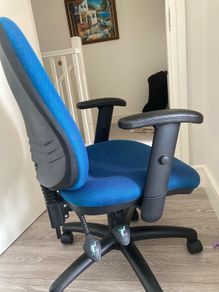 ergonomic office chair
