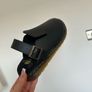 womens shoe Image 4