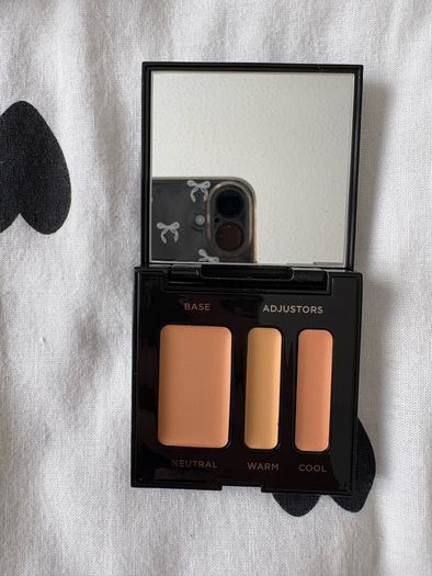 Laura Mercier secret camouflage complexion perfector 02