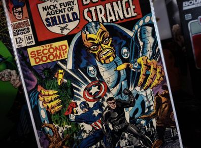 Strange Tales ! Nick Fury and Doctor Strange ! Stan Lee ! Silver Age Comic from 1967 ! by Marvel !