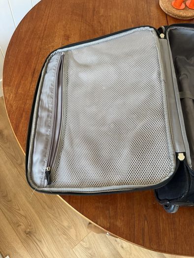 American Tourister Cabin bag - Ryanair approved