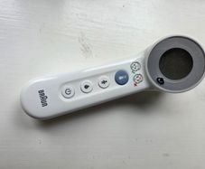 Non contact thermometer
