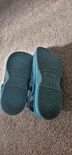 croc style shoes