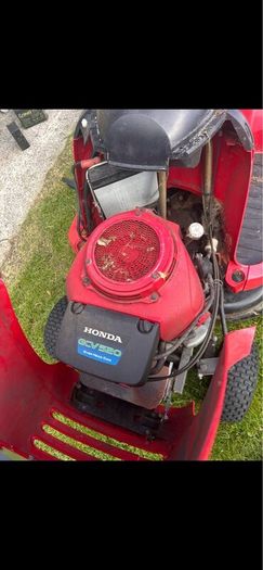 Honda ride on lawnmower