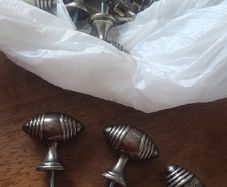 Kitchen cabinet handles
