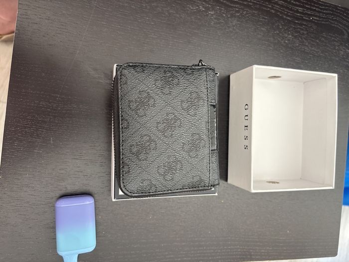 guess purse
