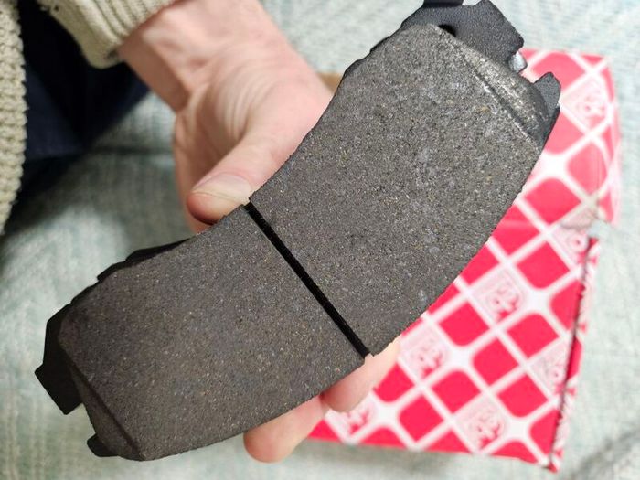 Mitsubishi Pajero Mk II Front Brake Pads
