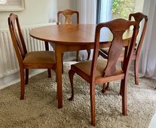 Mid-century extendable dining table & vintage chairs