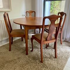 Mid-century extendable dining table & vintage chairs