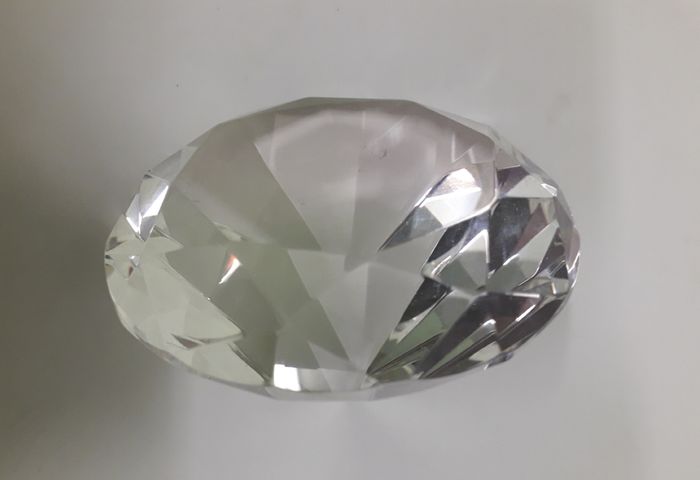 PAPERWEIGHT - Ornament - Crystal