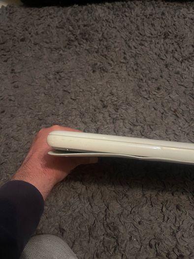 White 2010 macbook