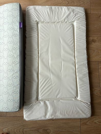Baby bouncer & changing mat