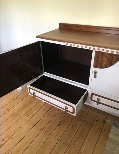 Beautiful Vintage Sideboard Armoire