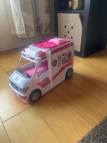 Barbie Ambulance, Hospital, Campervan , Diner and others