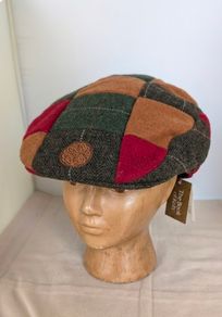Men flat Cap Official Trinity College Dublin Flat Cap  Camel Multi (Size L)