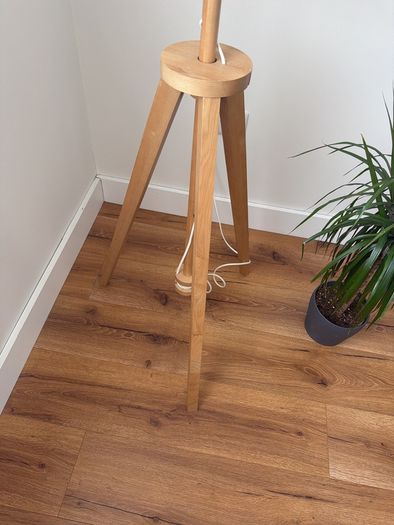 Floor lamp