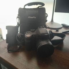 Fujifilm FinePix SL300