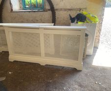 Solid radiator cover