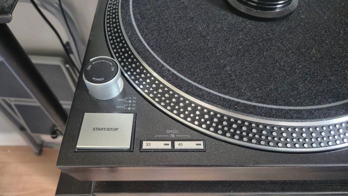 Turntable Reloop Setup