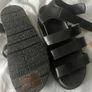 ladies sandals Image 3
