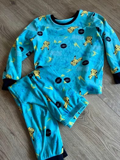 Girl 7-8 pyjamas