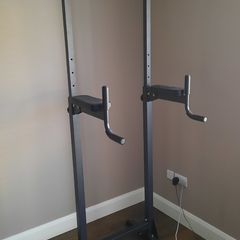 Pull up bar