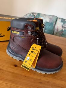 NEW DeWALT Titanium S3 Waterproof Safety Boots UK 7