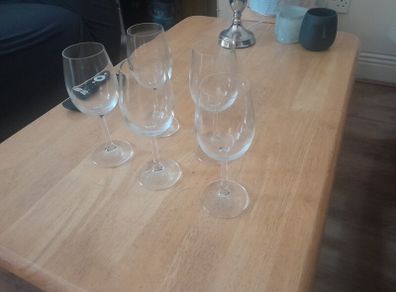 glasses wine