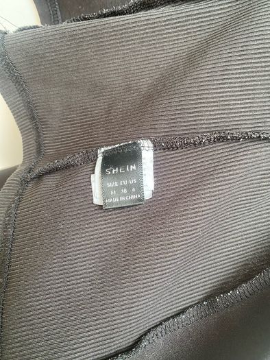 gym zipped jumper