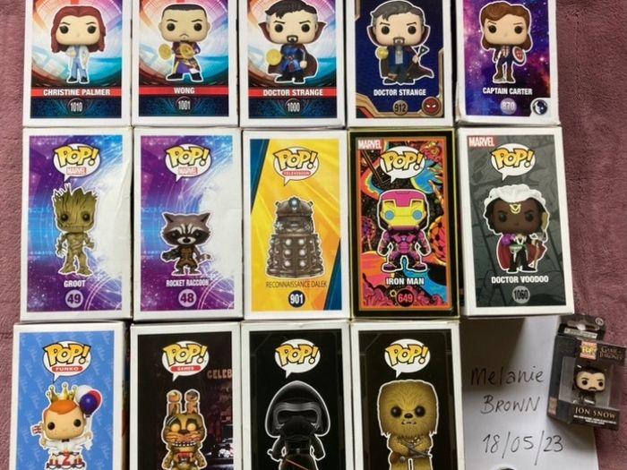 Funko Pop Pops Funko Store Exclusive Marvel Doctor Strange Voodoo Groot Rocket Raccon Christine Palmer Iron Man Blacklight Dalek Kylo Ren Chewbacca Harry Potter Dobby Jon Snow Guardians of the Galaxy Star Wars Doctor Who Freddy Funko