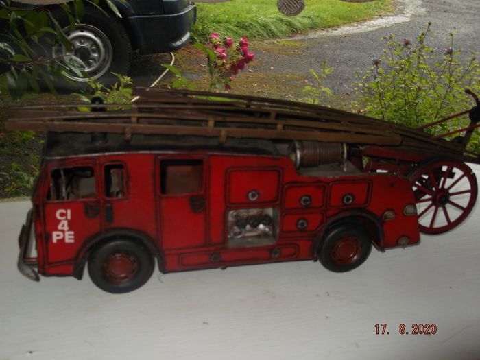 Vintage Model