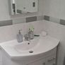 vanity unit and mirror Image 4