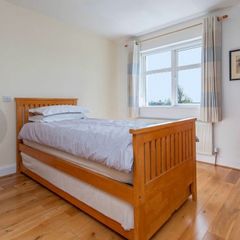 Solid wood single bed with trundle spare bed option