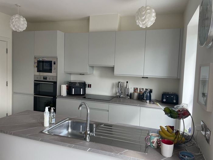 Modern Nolan's Grey Kitchen in Excellent Condition