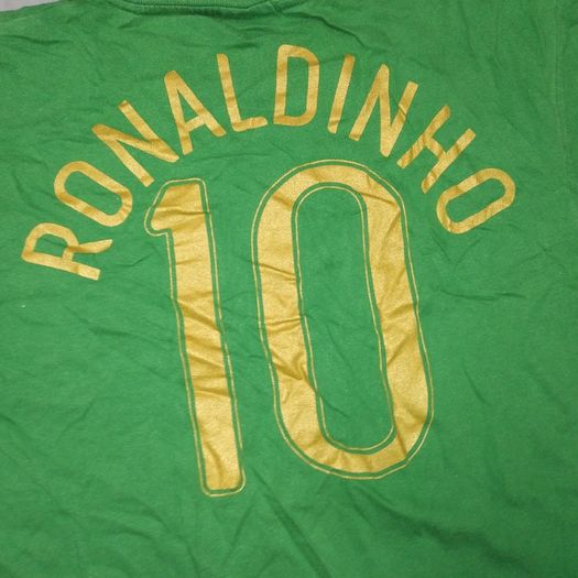 Brazil (XLB) 2006 Ronaldinho Tee Shirt Tshirt Jersey Vintage Retro Nike Jersey Brasil Soccer Football Retro Oldschool Youths CHilds Chilrdrens Girls Ladies Womans