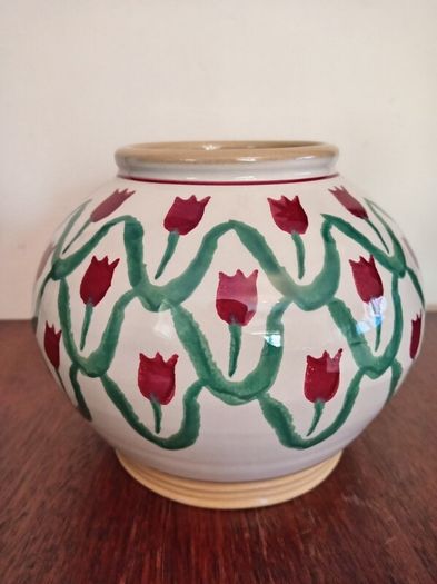 Nicholas Mosse pottery