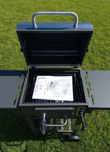Charcoal bbq