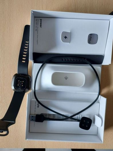 Fitbit Versa 3