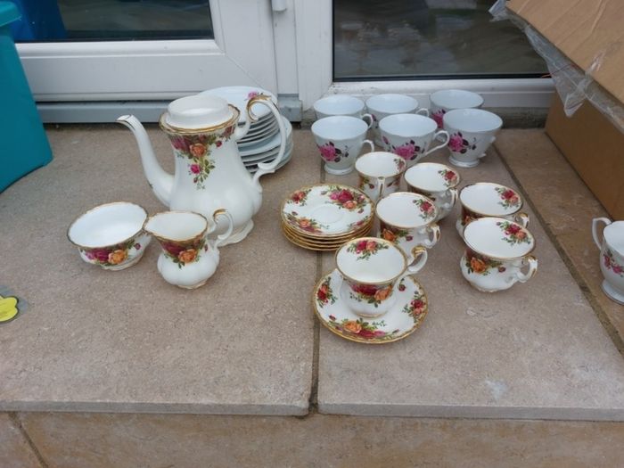 royal albert old country roses