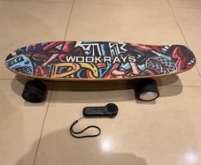 Electric skateboard with remote