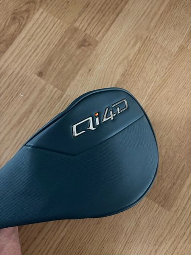 Taylormade Qi4D headcover