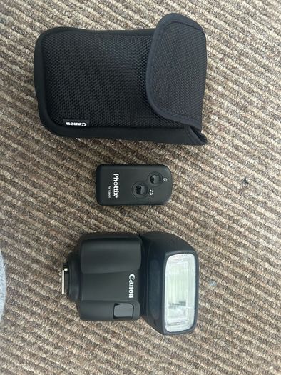 Canon Speedlite EL-100 + Phottix Remote + Case