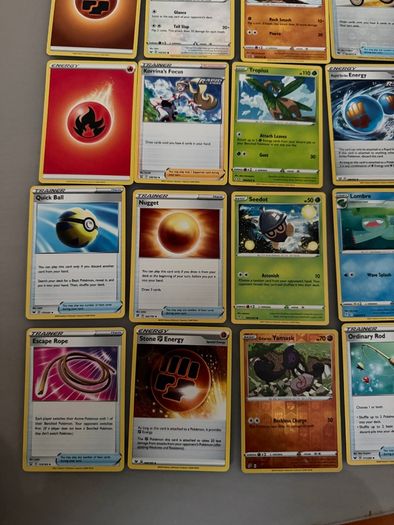Bundle of 30 various Pokemon cards