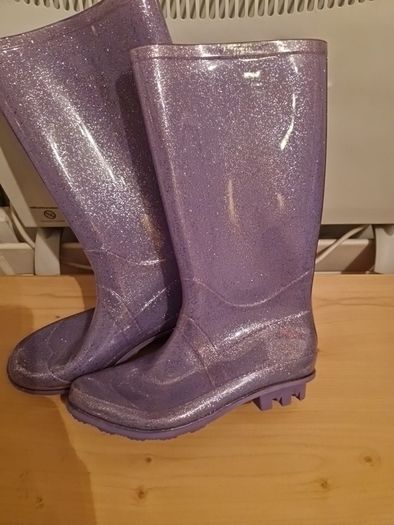wellies size 2