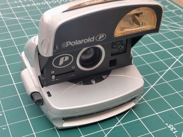 Polaroid P 600 Instant Film Camera (tested) Good Working Condition