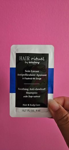 Sisley Soothing Anti-Dandruff Shampoo in 8ml
