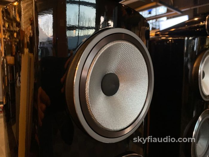 Stunning Iconic Like New Boxed Pristine Condition Bowers And Wilkins 804D3 Only Set in Ireland half the RRP